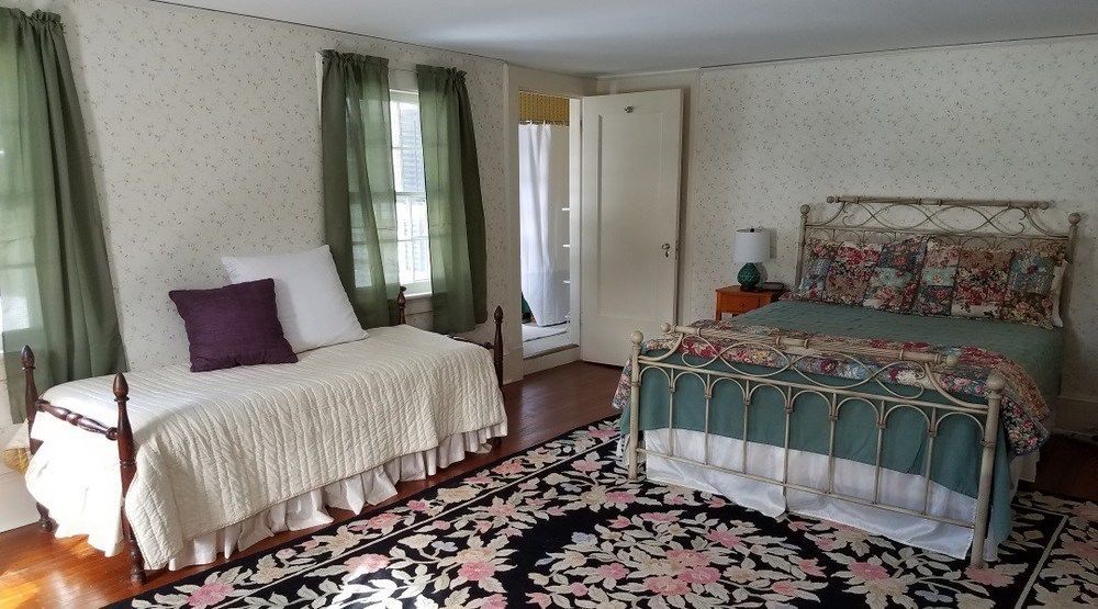 Windflower Inn Great Barrington Exterior foto
