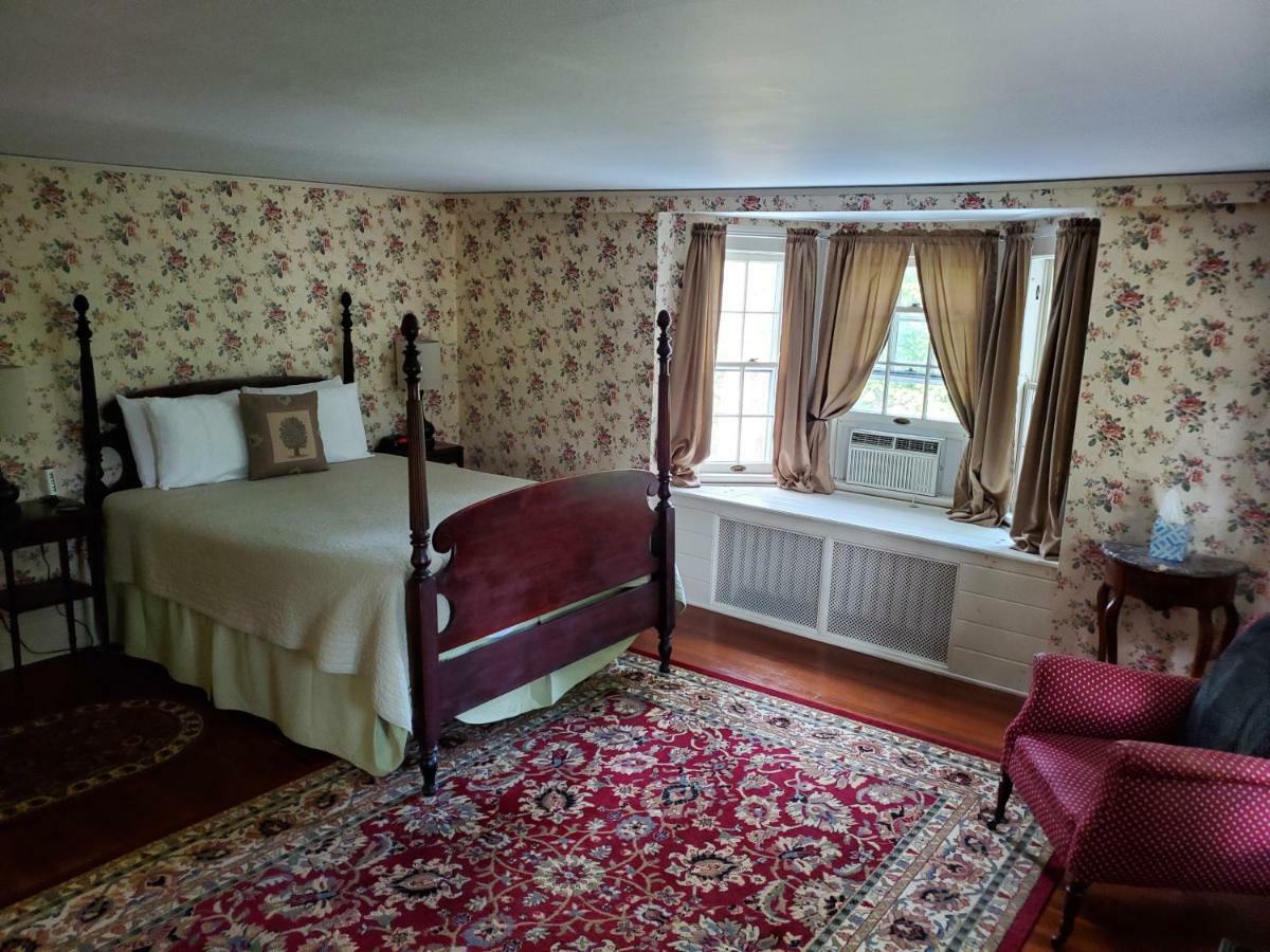 Windflower Inn Great Barrington Exterior foto